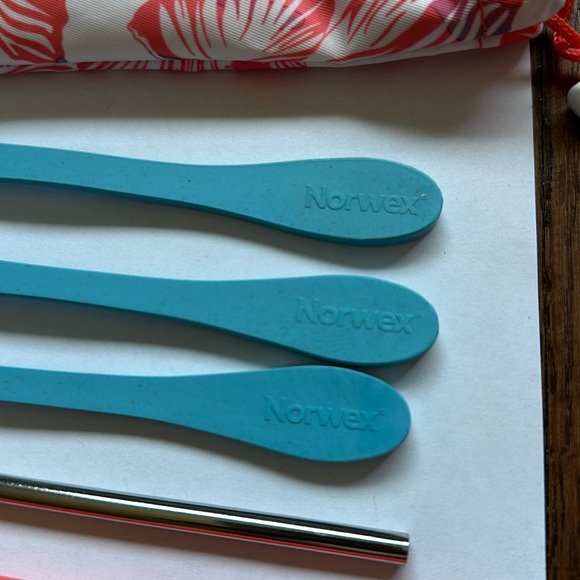 Norwex New cutlery and straw set plus bonus stainless steel straw - Picture 3 of 5